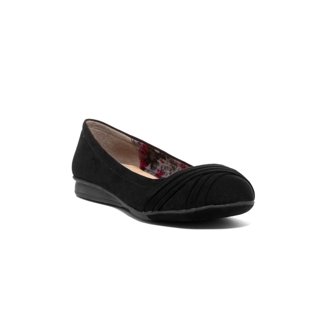 Report Black Flats